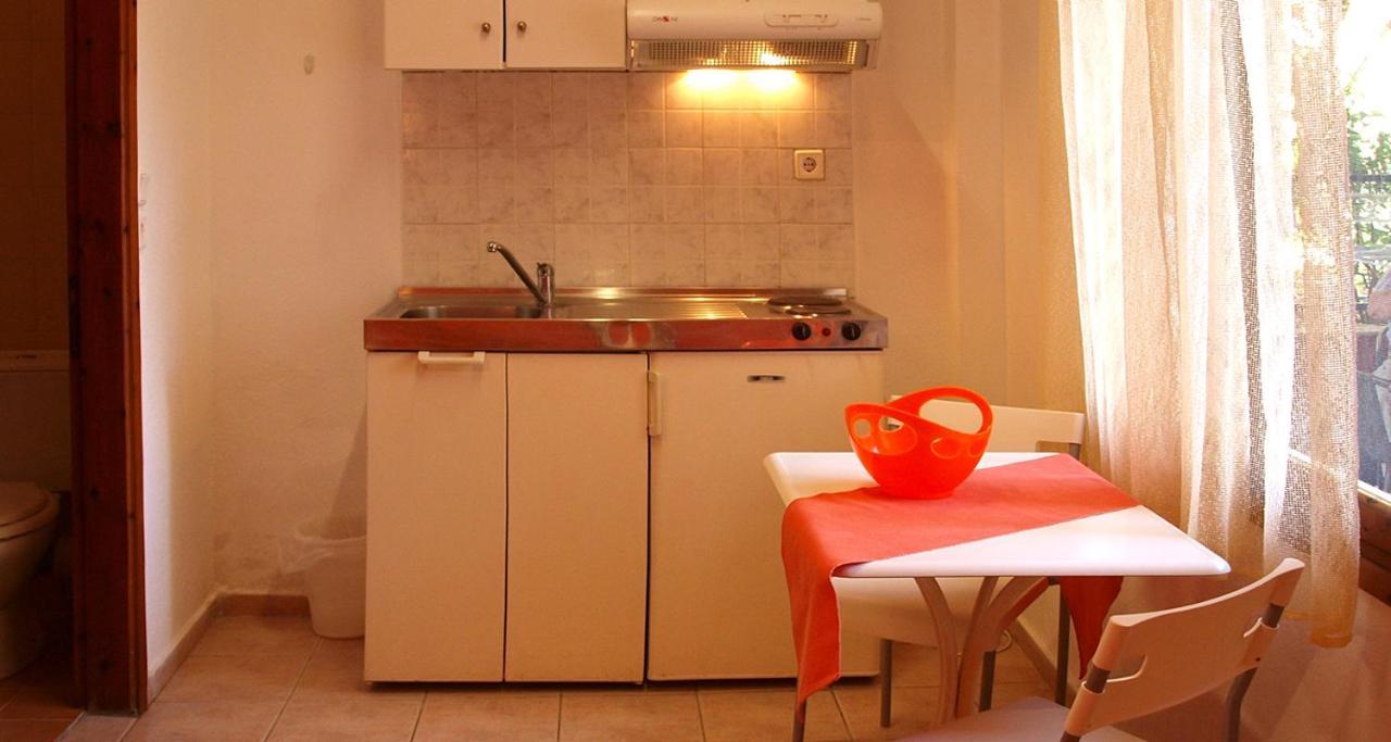 Natsios Apartments Chaniotis Dış mekan fotoğraf