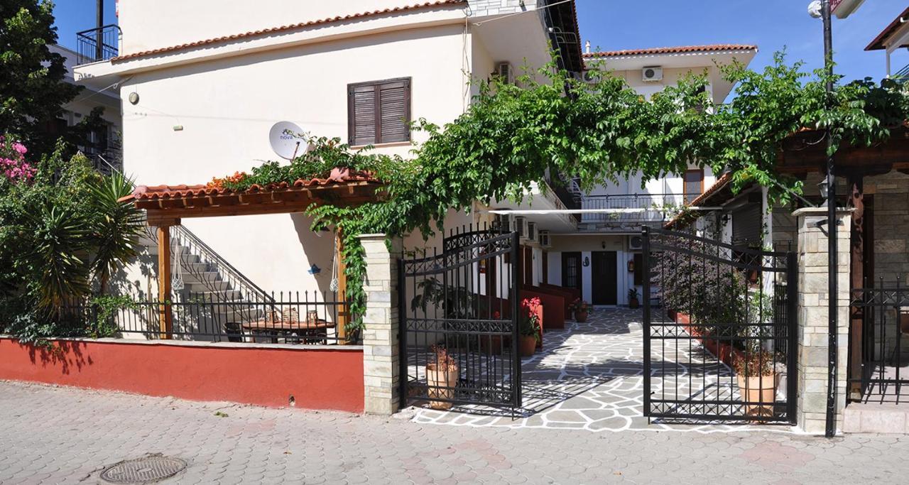 Natsios Apartments Chaniotis Dış mekan fotoğraf